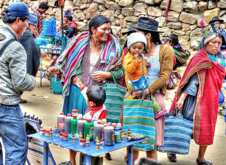 Visita à Feira Dominical de Tarabuco