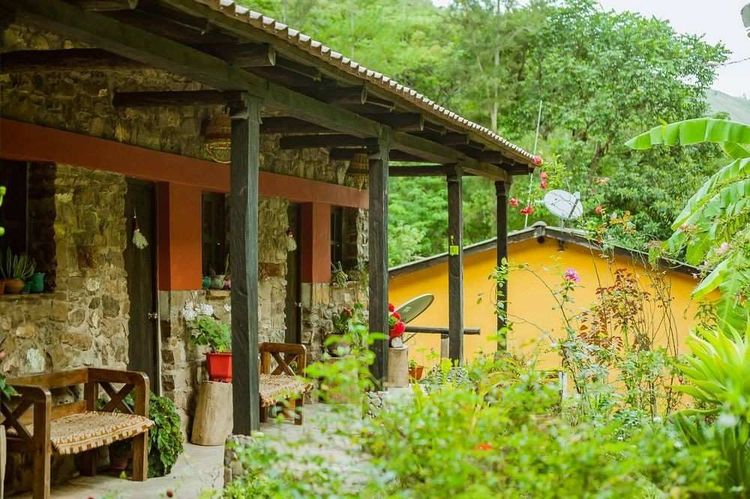 Casa-en-medio-del-bosque-de-chachapoyas