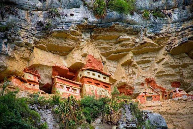 Día 3: Milpuj – Revash – Leymebamba