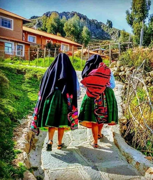 Tour Privado Uros, Taquile y Amantaní | Lago Titicaca desde Puno