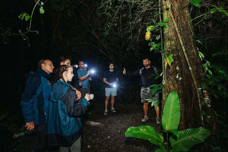 Sandoval Lake and deep jungle exploration