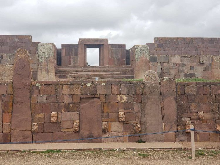 Visit to the Tiwanaku archaeological complex