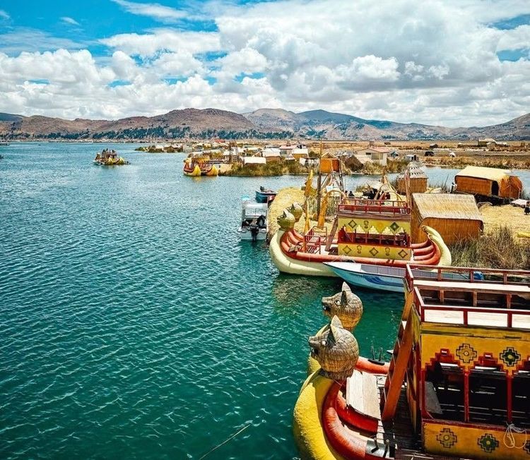 Islas Flotantes de los Uros