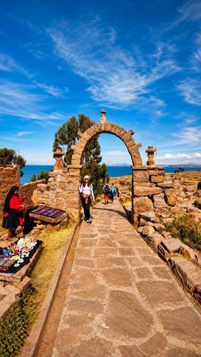 Islas Uros - Taquile 1 Día